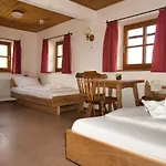 Labenbachhof Freizeit-schulungs Und Tagungszentrum Ruhpolding