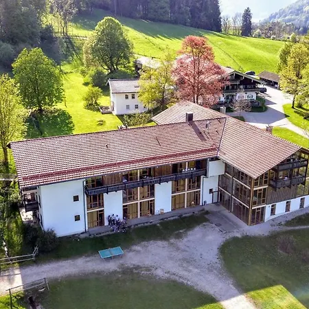 Alojamento de Acomodação e Pequeno-almoço Labenbachhof Freizeit-schulungs Und Tagungszentrum Ruhpolding