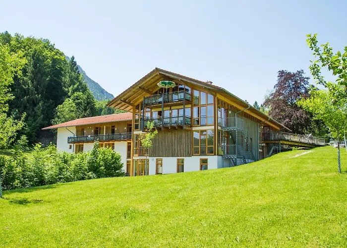 Labenbachhof Freizeit-schulungs Und Tagungszentrum * Ruhpolding